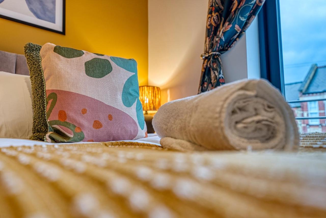 Ashcroft Loft: 3-bedroom With Balcony Apartment Cirencester